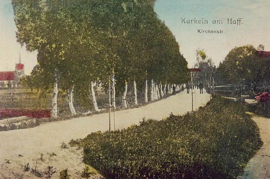Кирхенштрассе в Каркельне