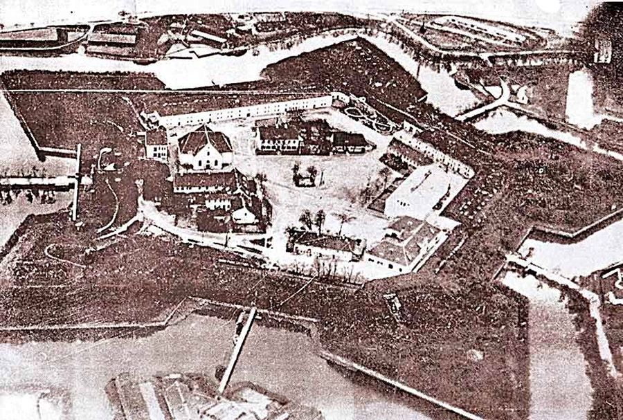 Вид на цитадель Пиллау с воздуха