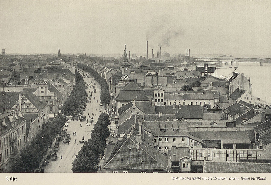 Вид с Орденской кирха на Немецкую улицу Тильзита